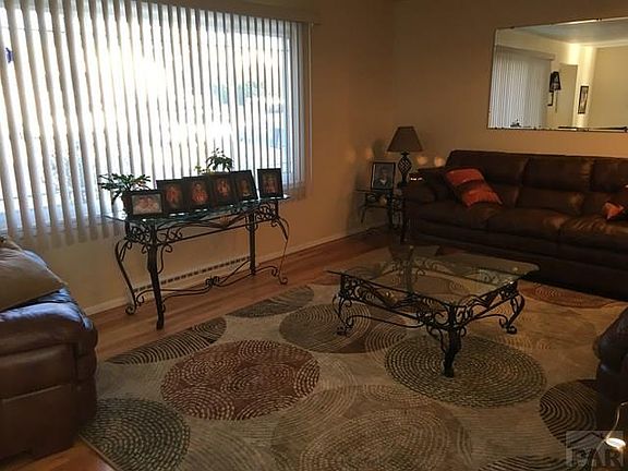 2nd image of 1609 Horseshoe Dr