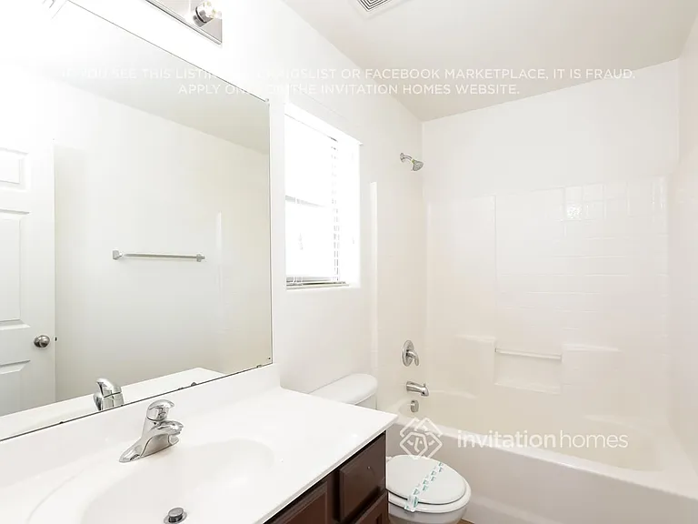 3719 W Darrow St — Photo 14
