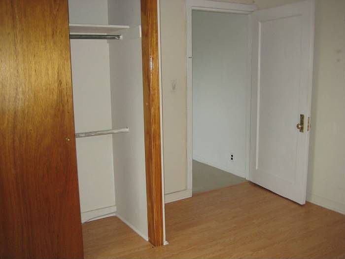 2nd image of 80 Trausneck Pl
