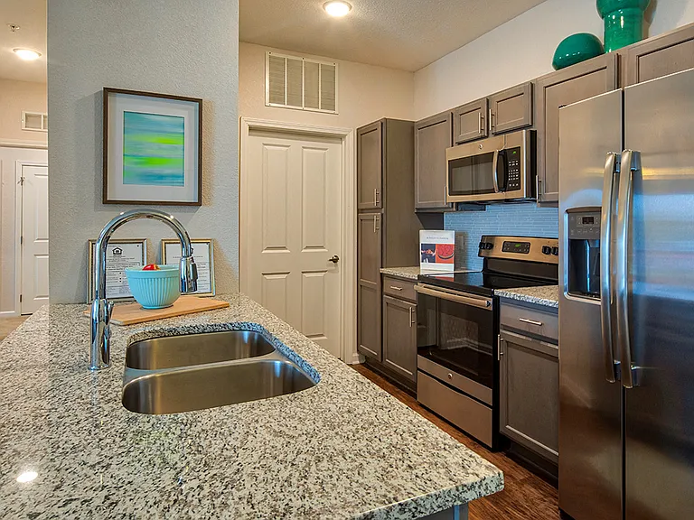 New Sleek Stainless Steel Energy Star Appliances