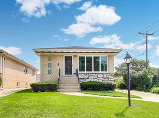 7615 N Oriole Ave, Niles, IL 60714