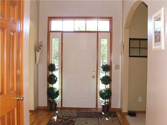 5th image of 3843 Kelsey Ct