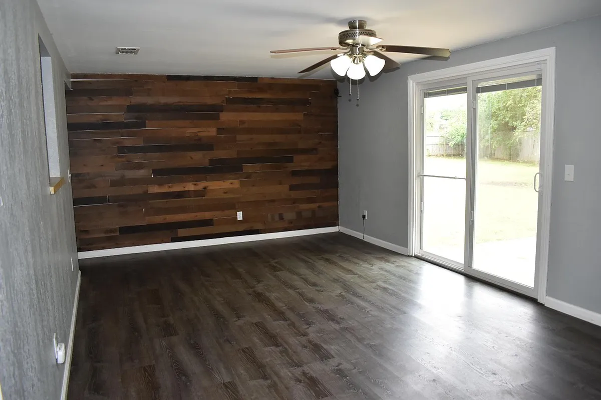 Living Room (View #1) - 8404 NW 91st St