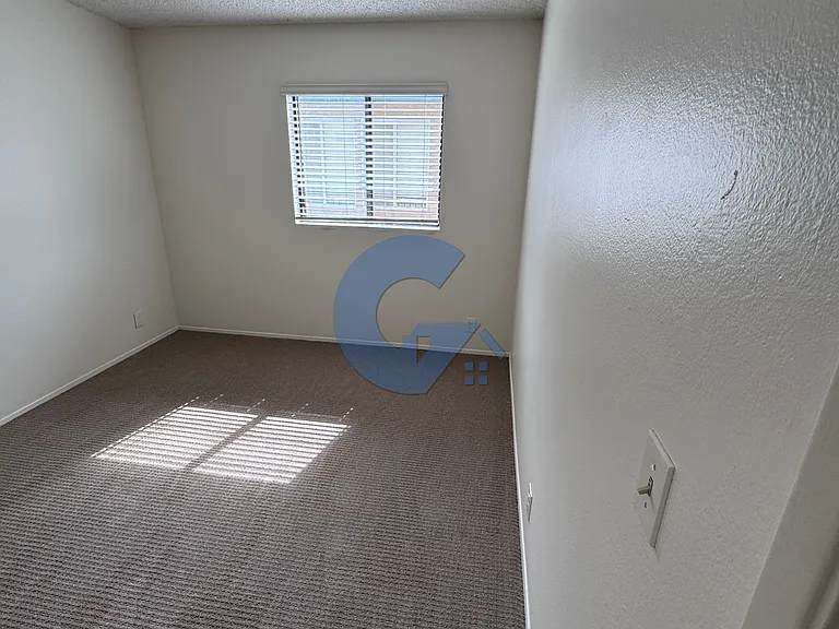 1705 Hornblend St #C — Photo 12
