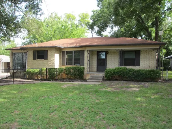 241 E Main St, Van, TX 75790