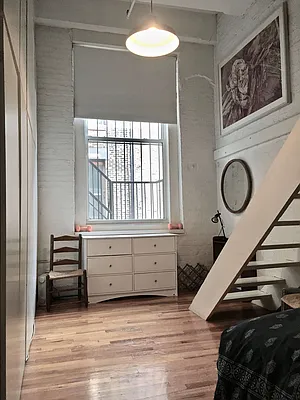 Rented by Halstead Real Estate | media 29