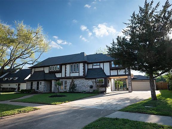 2nd image of 2419 Hodges Bend Cir