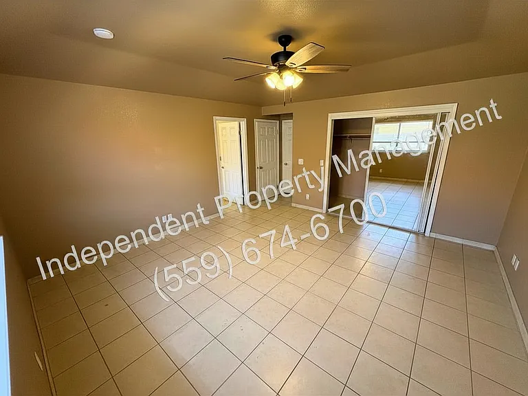 120 Prince Ln — Photo 11