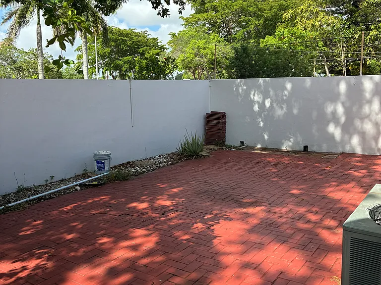 10881 SW 24th Ter — Photo 20