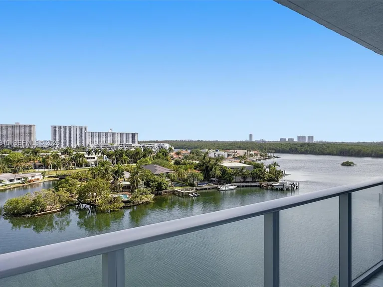330 Sunny Isles Blvd #5-708 — Photo 5