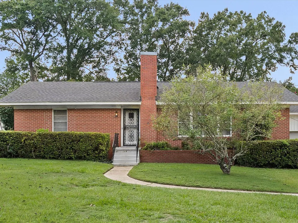 282 Jackson Blvd