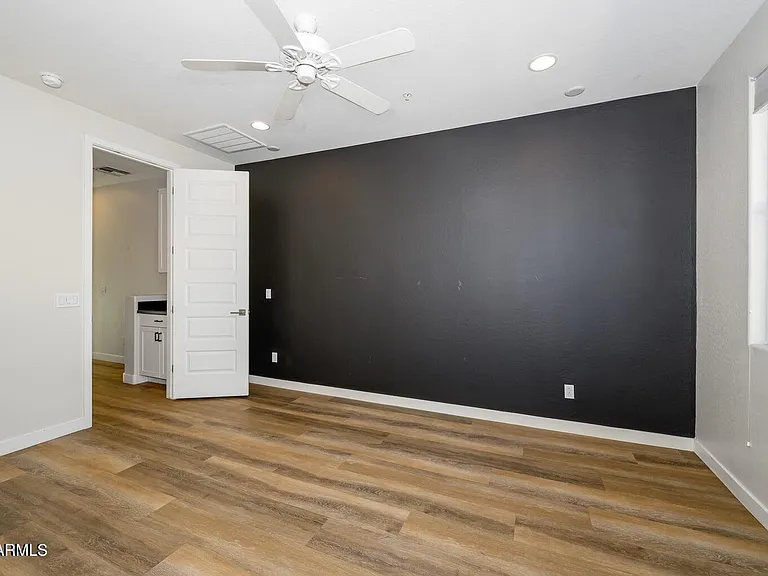 4236 N 27th St #39 — Photo 26
