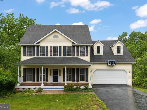 47 Ansley Ct, Inwood, WV 25428