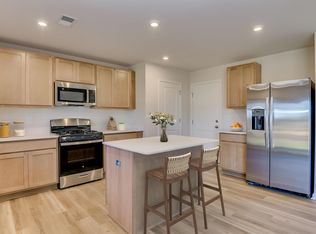 359 Pulman Dr, Hopkins, SC 29061