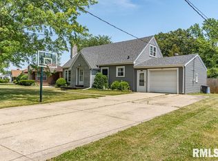 736 N Limestone Ln, Peoria, IL