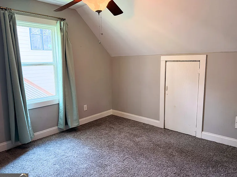 2561 Sylvan Rd — Photo 13