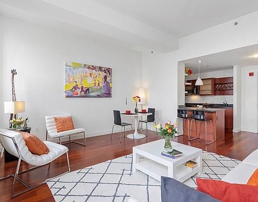 3rd image of 150 Cambridge St Unit 309