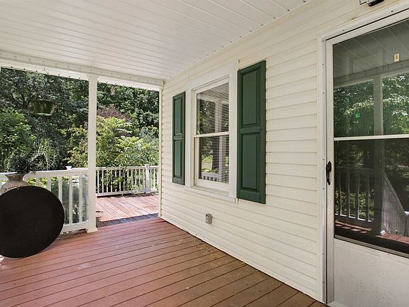 4th image of 231 Cove Creek Rd