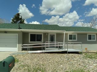 205 Hackberry St, Green River, WY 82935