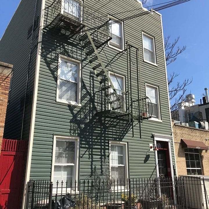 1st image of 5-49 47th Ave #2R