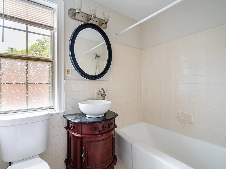 2405 Arlington Blvd #202 — Photo 9