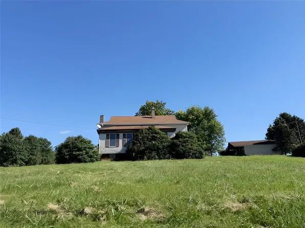 259 Pump Station Rd, New Alexandria, PA 15670