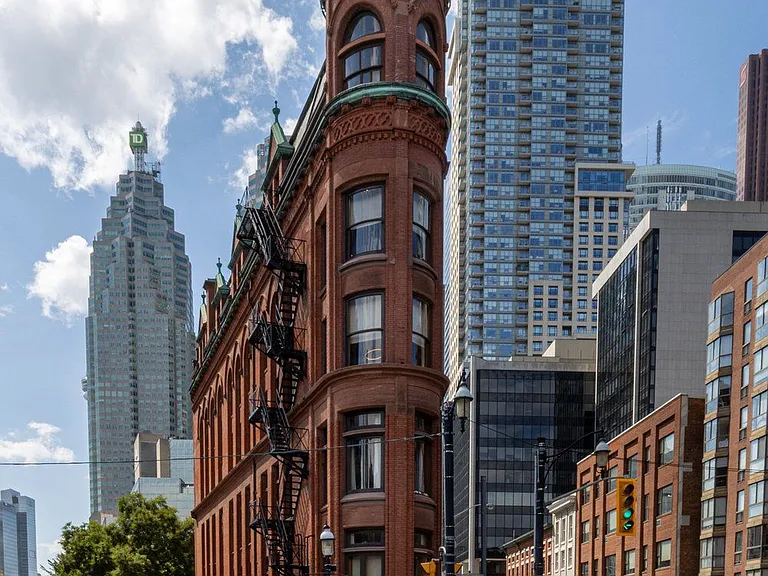 2 A Church St #2401 — Photo 10