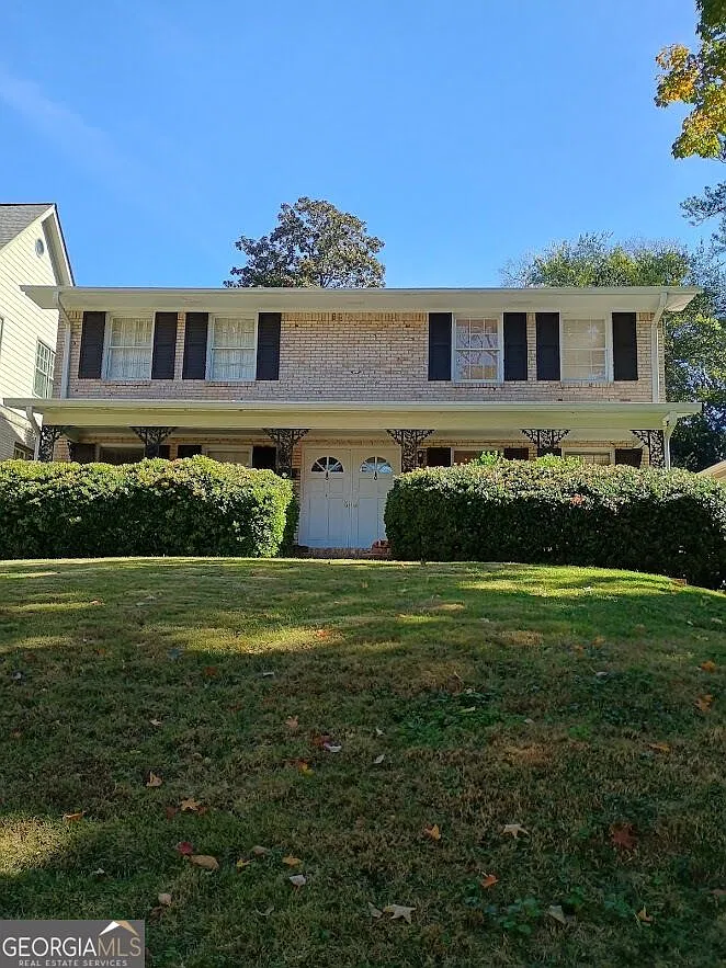 3 bed, 1.5 bath, 1092 sqft, $1,800 — Photo 1