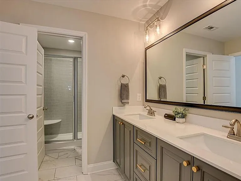 143 Canton Park Ave — Photo 4