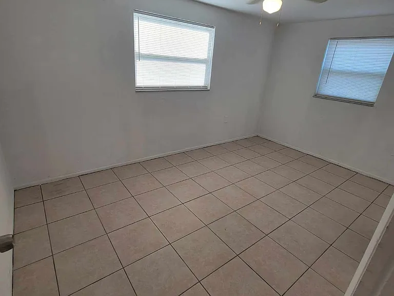 3648 Hendrix St — Photo 3