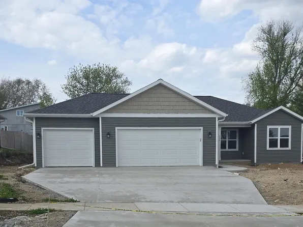 344 Village LANE, Ripon, WI 54971