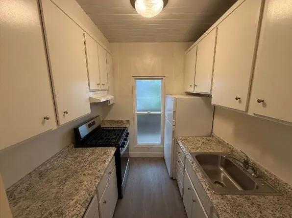 66 Ocean View Ave APT 19, Santa Barbara, CA 93103