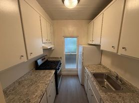 66 Ocean View Ave, Santa Barbara, CA