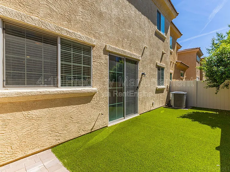 1367 S Country Club Dr #1062 — Photo 28