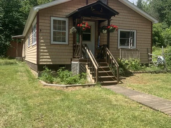 117 Hayes Ln, Indian Lake, NY 12842