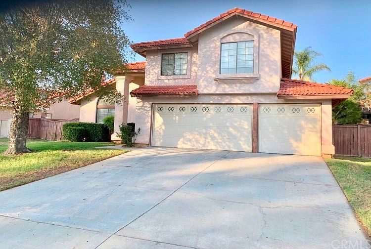 1st image of 23770 Hazelwood Dr