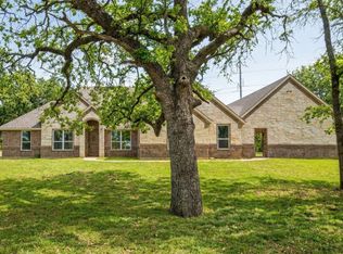 306 Garden Ct, Springtown, TX 76082