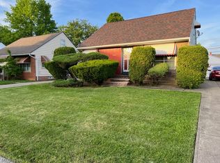 3869 Jo Ann Dr, Cleveland, OH 44122