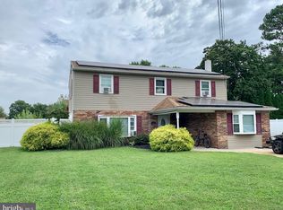 136 Highland Ave, Pennsville, NJ 08070