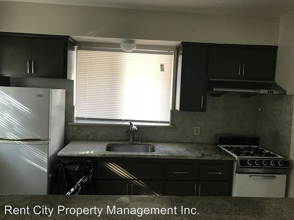 2nd image of 2109 15th St