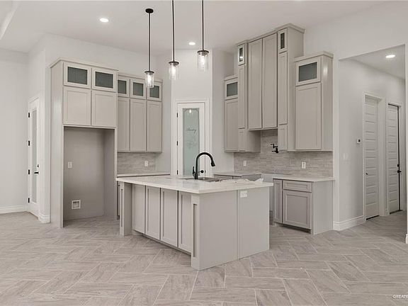 5th image of 1510 S Valdivia Dr