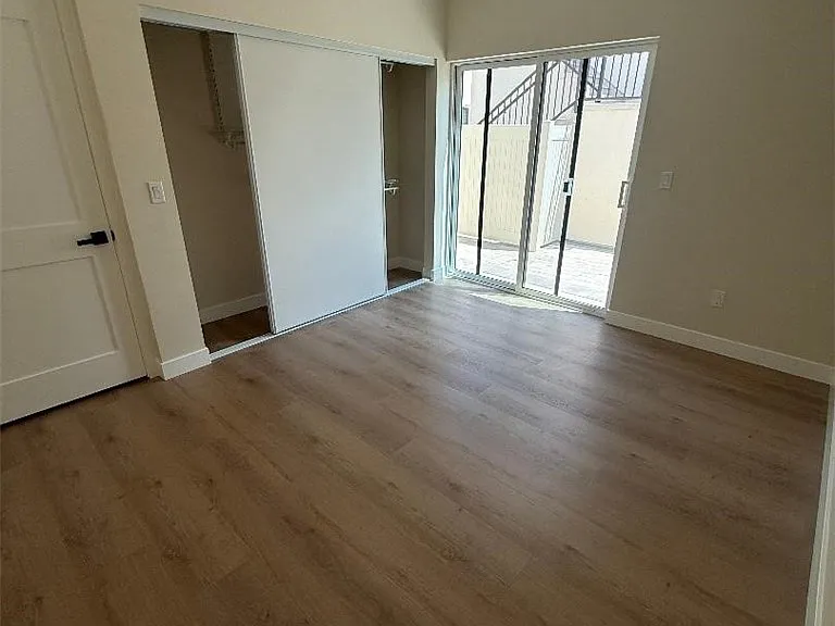 7828 Kyle St — Photo 4