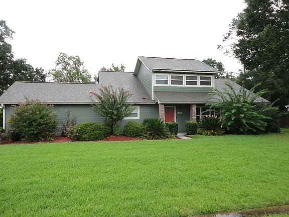 2nd image of 11206 NW 61st Ter