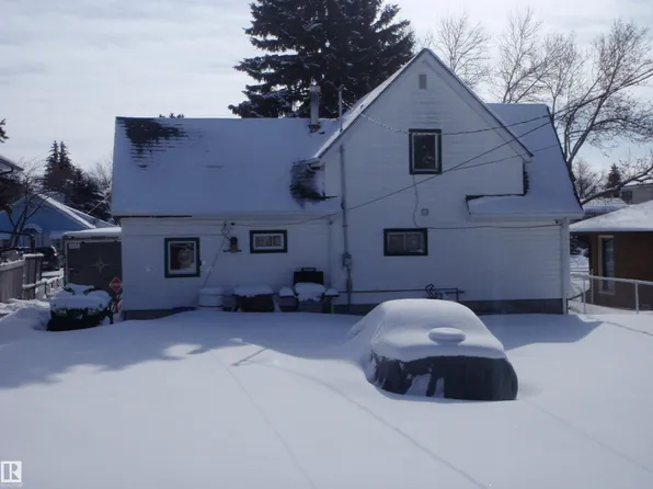 5118 53rd St, Barrhead, AB T7N 1E8