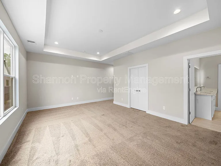 24 Bucan St #B — Photo 24