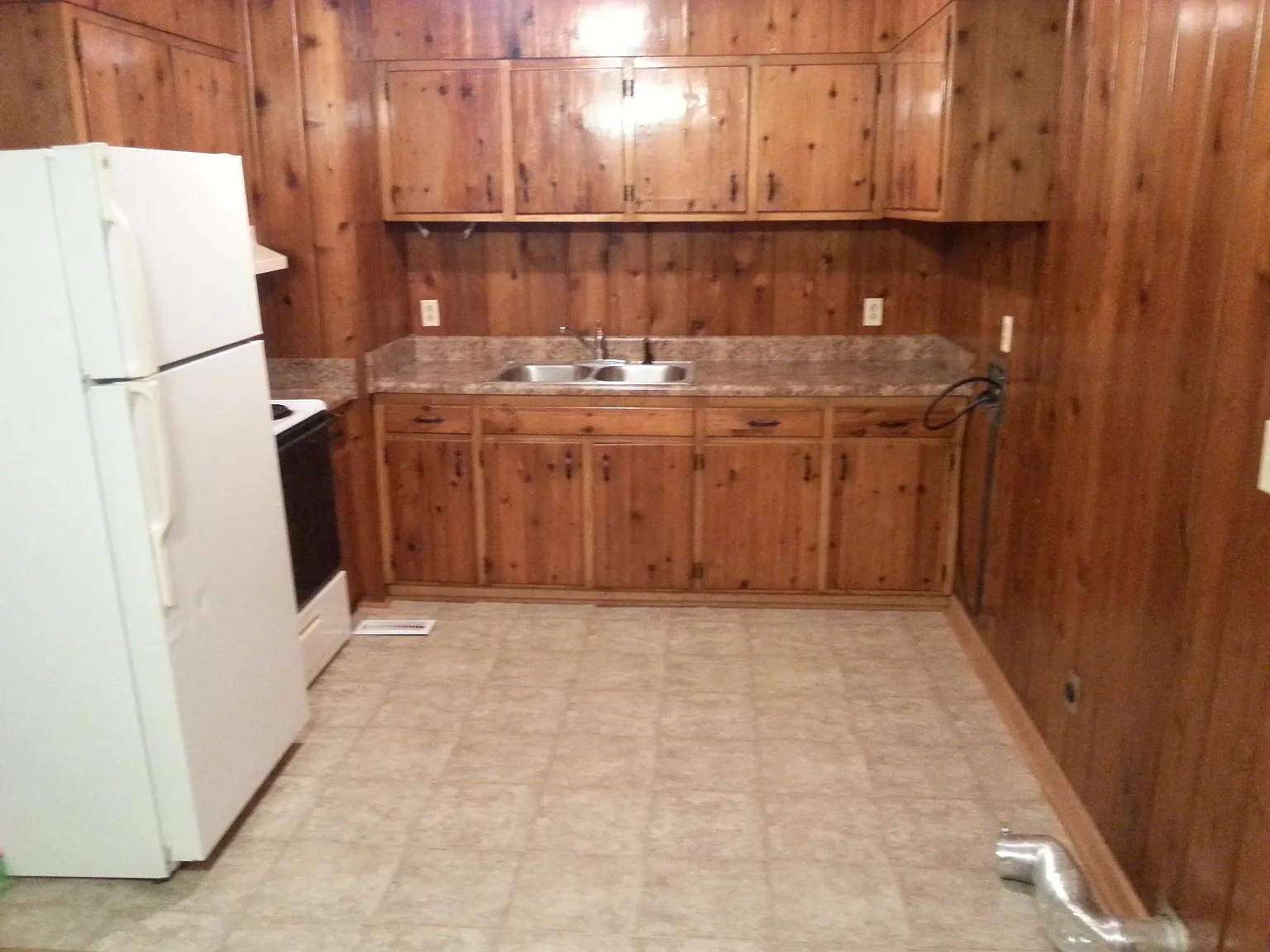 301 Desmond Dr — Photo 4