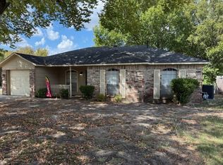 301 West Ct, Glenn Heights, TX 75154