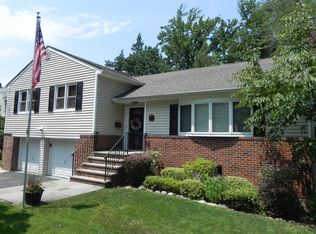 20 Grant St, New Rochelle, NY 10801