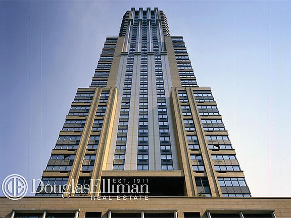 5th image of 425 5th Ave APT 47C