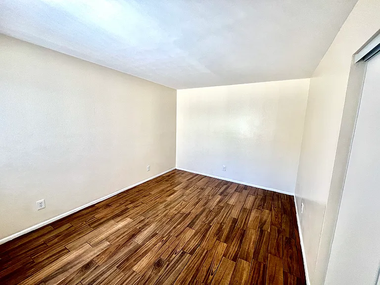 2916 E South St #2 — Photo 14